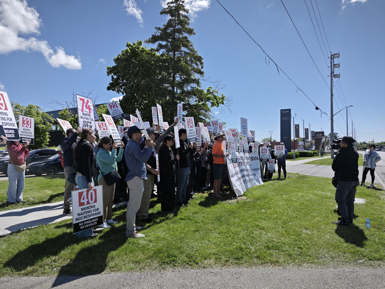 TOR528 Mississauga peaceful rally photo 6