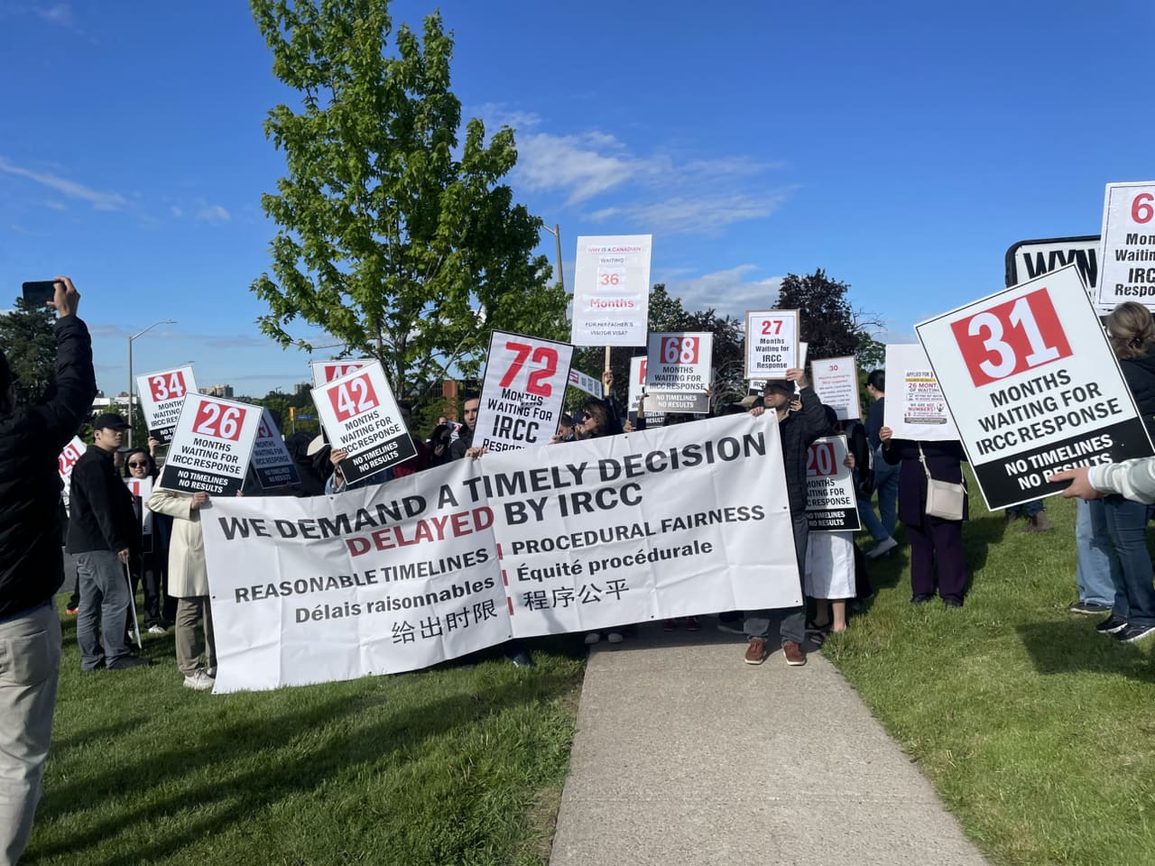 TOR528 Mississauga peaceful rally photo 10