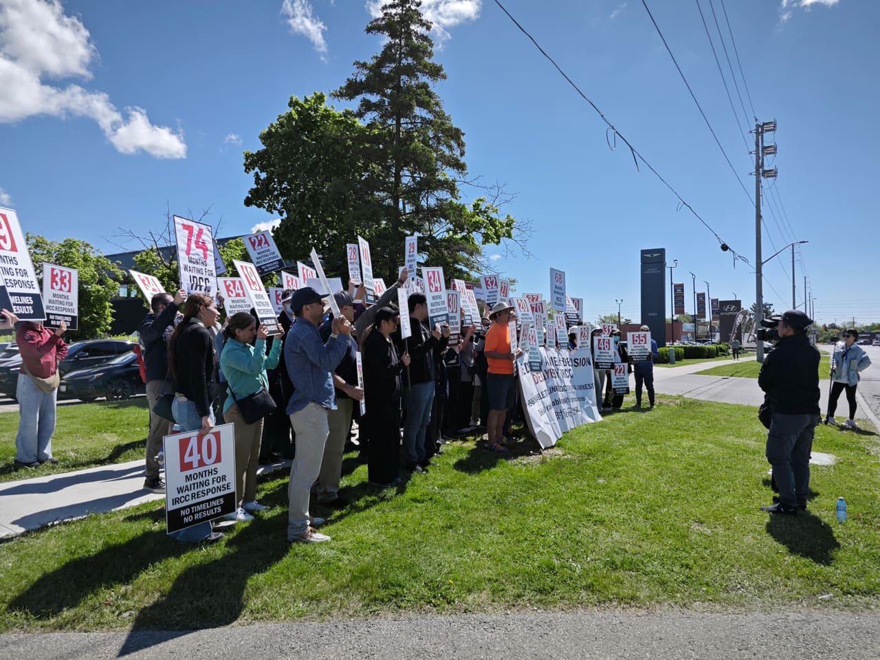 TOR528 Mississauga peaceful rally photo 27